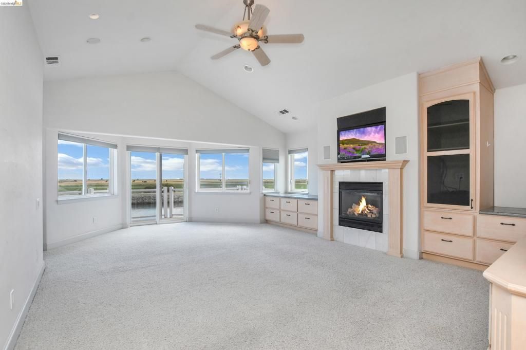 Image 16 of property listing at 5890 Starboard Dr, Discovery Bay, CA 94505