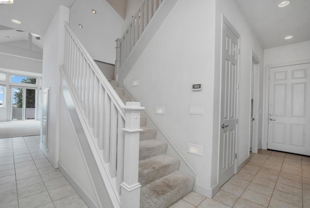 Image 19 of property listing at 5890 Starboard Dr, Discovery Bay, CA 94505