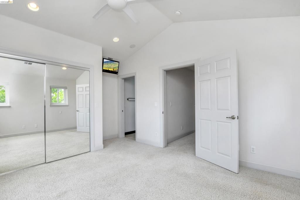 Image 21 of property listing at 5890 Starboard Dr, Discovery Bay, CA 94505