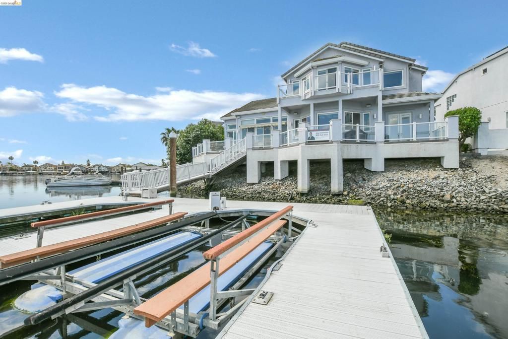 Image 38 of property listing at 5890 Starboard Dr, Discovery Bay, CA 94505