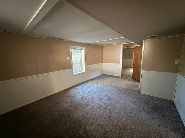 905 E High, Pleasant, MI 48858