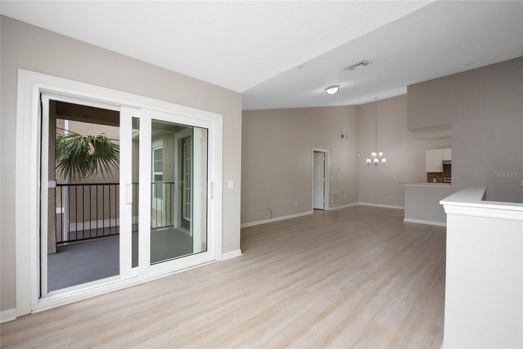 Image 14 of property listing at 6548 SWISSCO DRIVE 622, Orlando, FL 32822