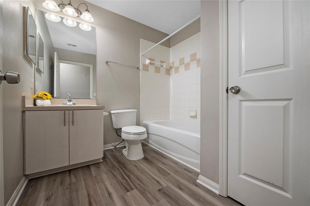 Image 26 of property listing at 6548 SWISSCO DRIVE 622, Orlando, FL 32822