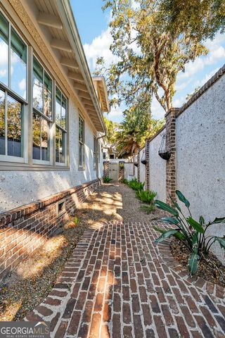 1030 Village Oaks Lane, St. Simons, GA 31522