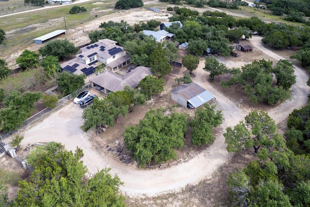4525 Bell Springs RD, Dripping Springs, TX 78620