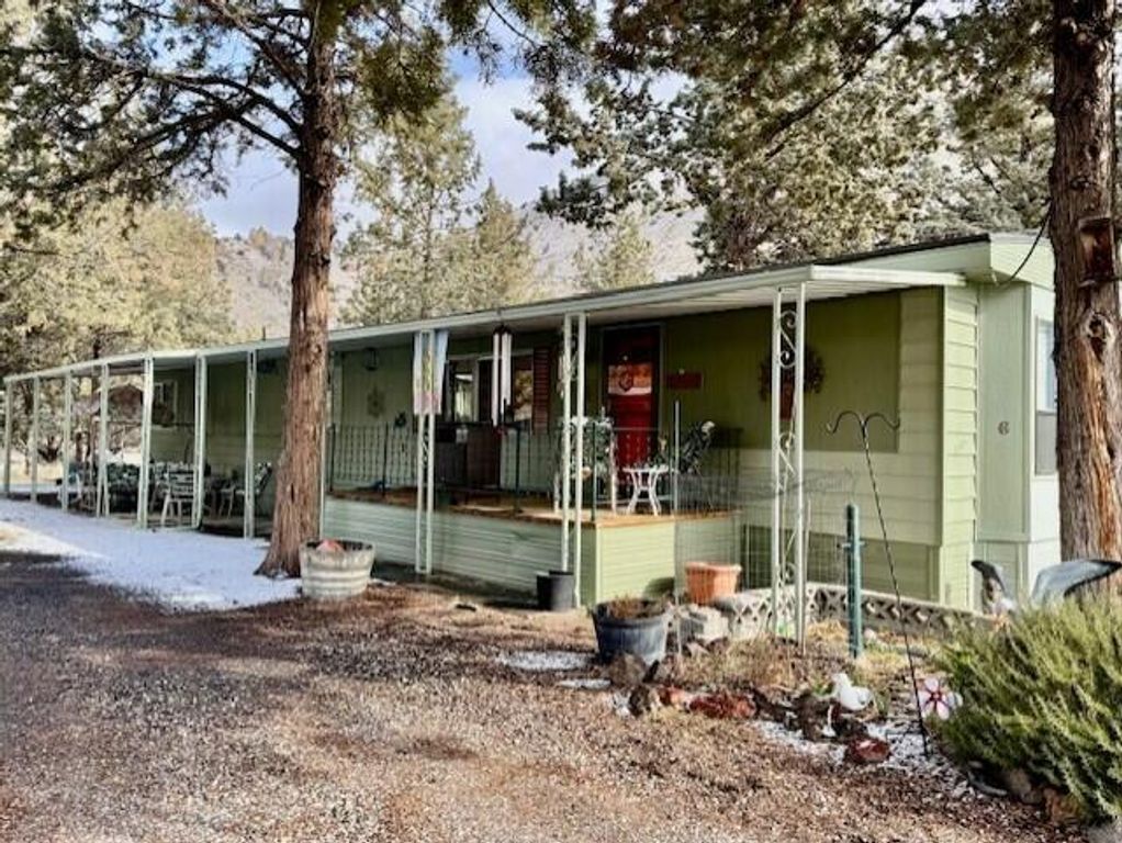 10100 NE Crooked River Drive UNIT 6, Terrebonne, OR 97760