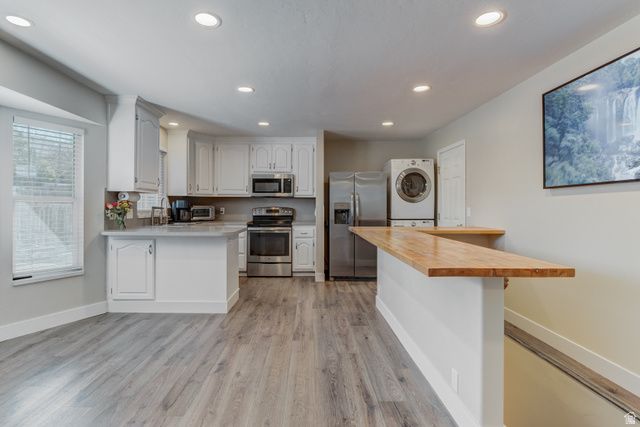 4977 W CAVE PEAK DR, Riverton, UT 84065