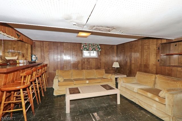 587 Thoreau Ter, Union Twp., NJ 07083