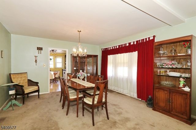 587 Thoreau Ter, Union Twp., NJ 07083