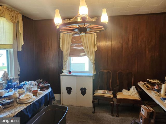 122 N BARBARA ST, Mount Joy, PA 17552
