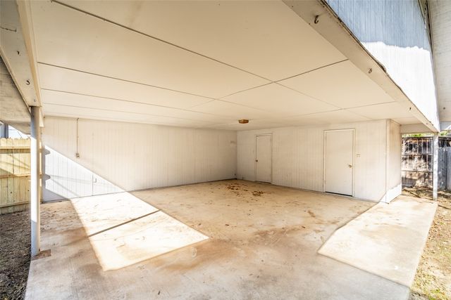 4304 Loop 820, Fort Worth, TX 76109