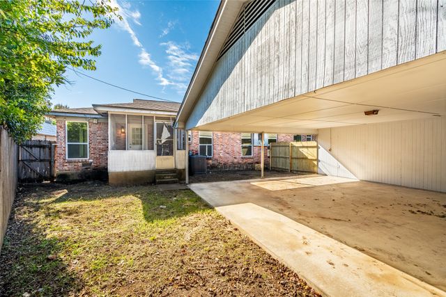 4304 Loop 820, Fort Worth, TX 76109