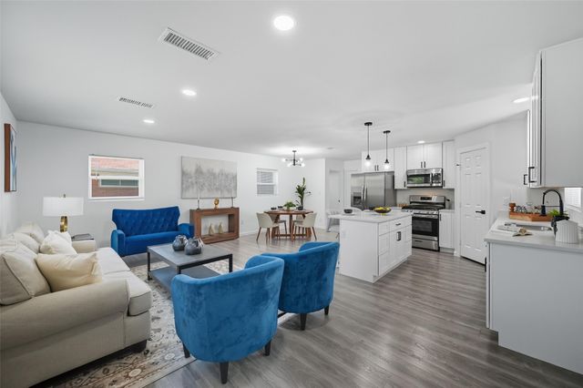 6524 Davidson Street, Richland Hills, TX 76118