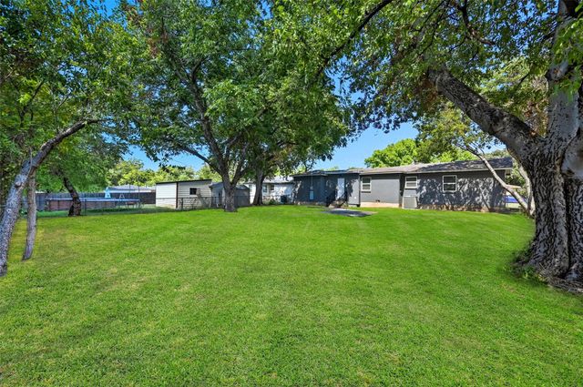 6524 Davidson Street, Richland Hills, TX 76118