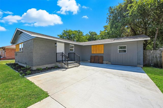 6524 Davidson Street, Richland Hills, TX 76118