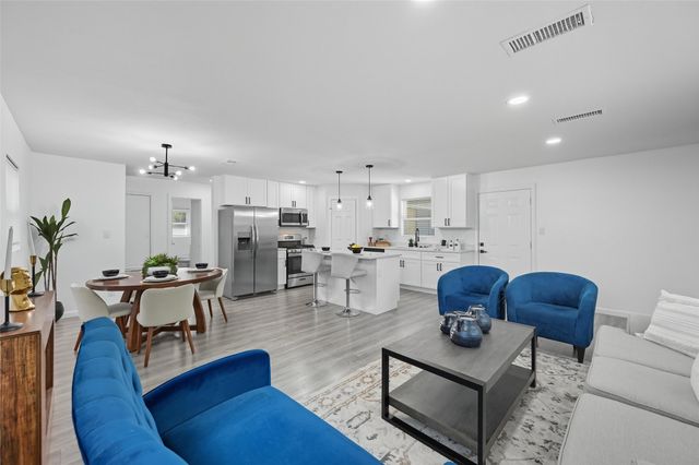 6524 Davidson Street, Richland Hills, TX 76118