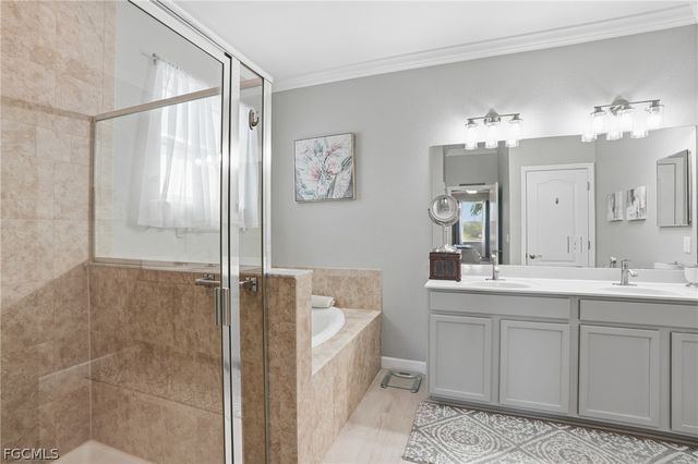 13056 Silver Thorn LOOP, North Fort Myers, FL 33903