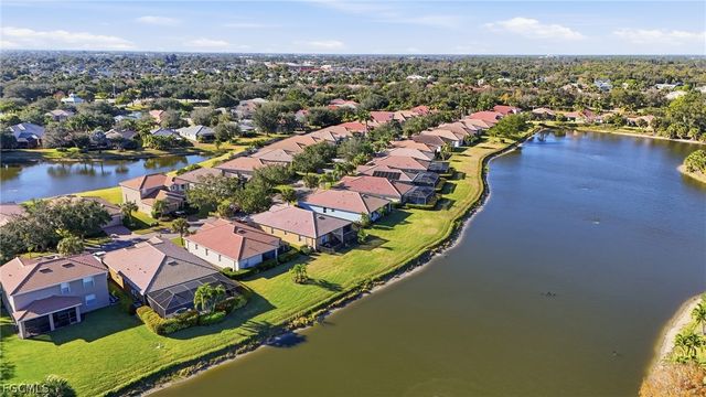 13056 Silver Thorn LOOP, North Fort Myers, FL 33903