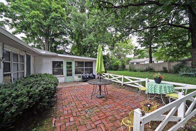 106 Wrenwood Lane, Terrace Park, OH 45174