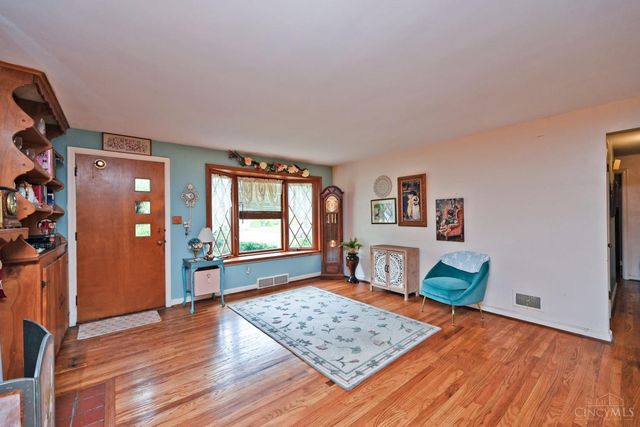 106 Wrenwood Lane, Terrace Park, OH 45174