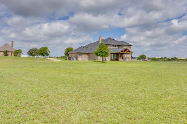 105 Legacy Downs Drive, Fort Worth, TX 76126