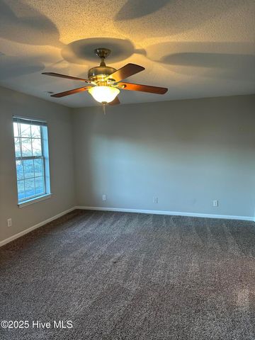 2818 Mulberry Lane D, Greenville, NC 27858