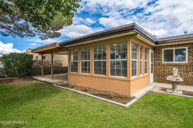 3217 Fairway Drive, Las Cruces, NM 88011