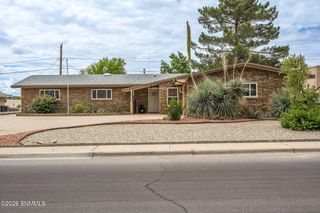 3217 Fairway Drive, Las Cruces, NM 88011