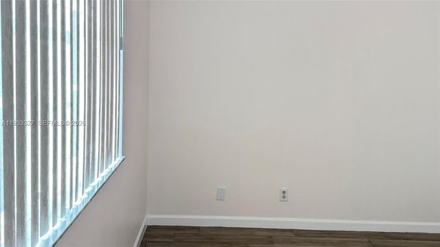 16727 Hemingway Dr, Weston, FL 33326