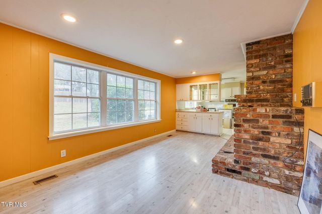 622 Lazy Lane, Kingsport, TN 37663