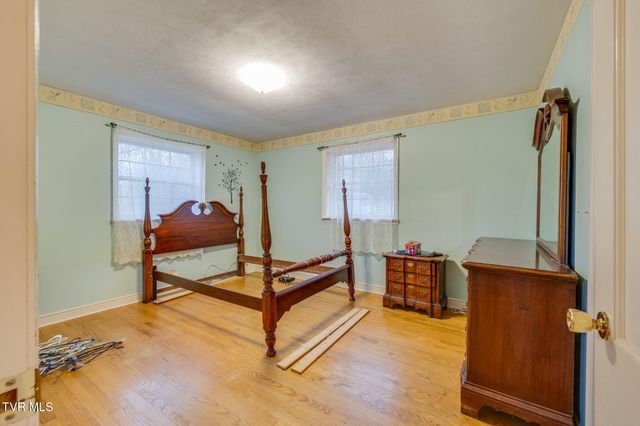 622 Lazy Lane, Kingsport, TN 37663