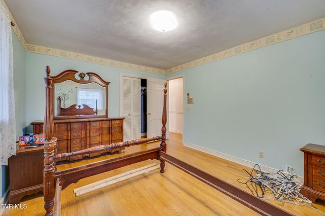 622 Lazy Lane, Kingsport, TN 37663