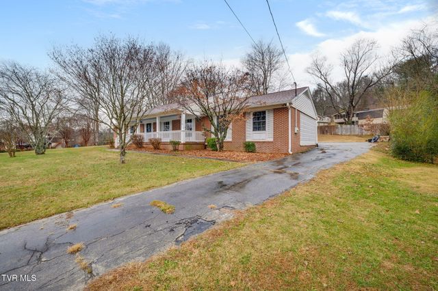 622 Lazy Lane, Kingsport, TN 37663
