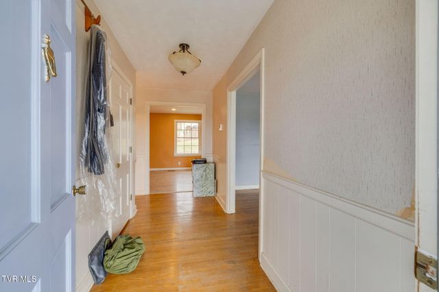 622 Lazy Lane, Kingsport, TN 37663