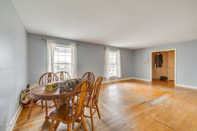 622 Lazy Lane, Kingsport, TN 37663