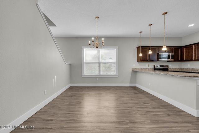 408 8TH Street S, Jacksonville Beach, FL 32250