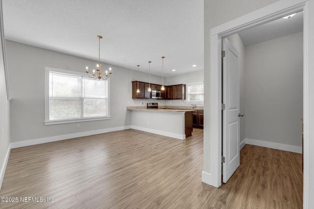 408 8TH Street S, Jacksonville Beach, FL 32250