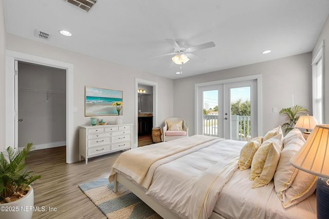 408 8TH Street S, Jacksonville Beach, FL 32250