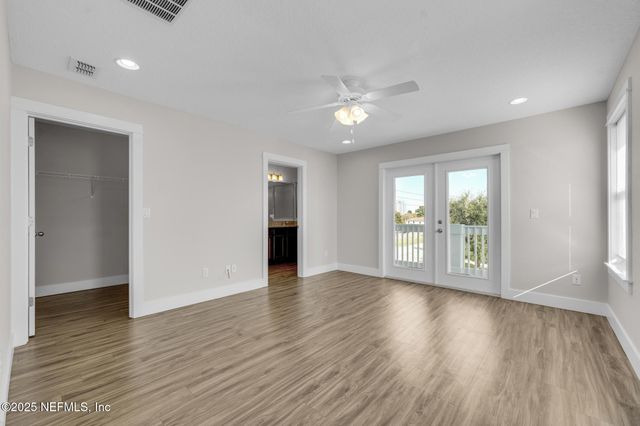 408 8TH Street S, Jacksonville Beach, FL 32250