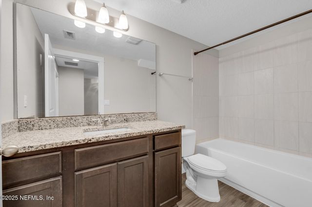 408 8TH Street S, Jacksonville Beach, FL 32250