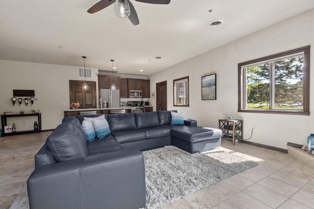 1074 W WILLIS WAY, Appleton, WI 54913