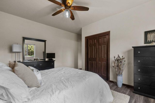 1074 W WILLIS WAY, Appleton, WI 54913