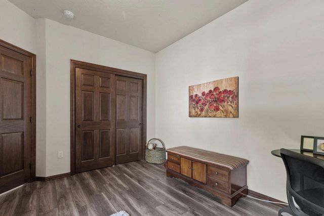 1074 W WILLIS WAY, Appleton, WI 54913