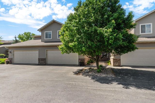 1074 W WILLIS WAY, Appleton, WI 54913
