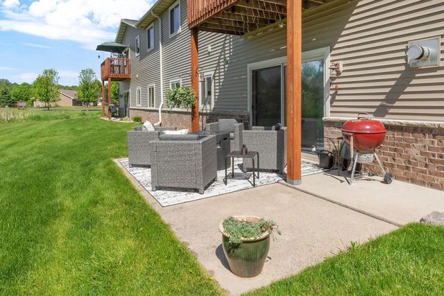 1074 W WILLIS WAY, Appleton, WI 54913