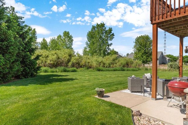 1074 W WILLIS WAY, Appleton, WI 54913