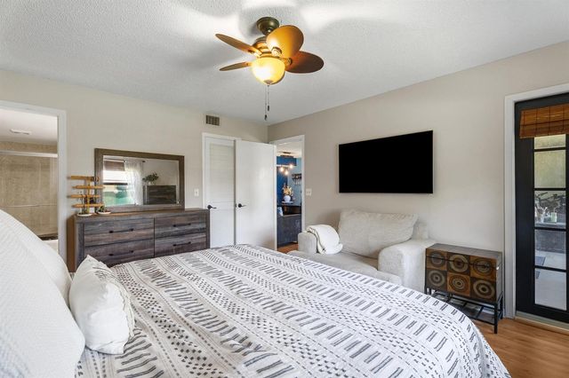 1201 SE Parkview Place G4, Stuart, FL 34994