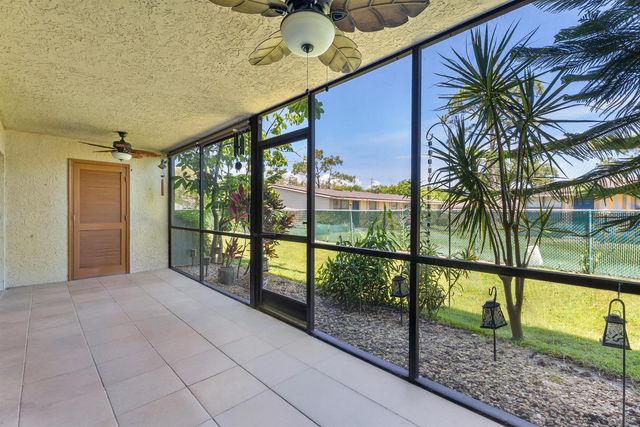 1201 SE Parkview Place G4, Stuart, FL 34994