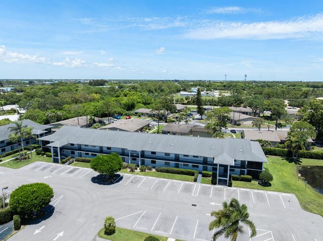 1201 SE Parkview Place G4, Stuart, FL 34994
