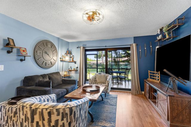 1201 SE Parkview Place G4, Stuart, FL 34994